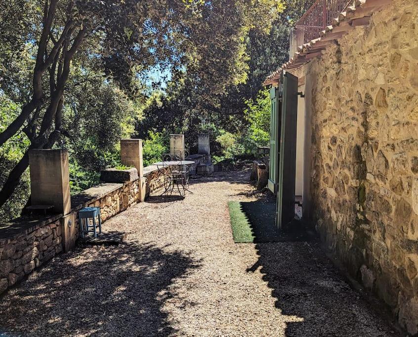 Sous Les Chenes Villa Peypin-d'Aigues Eksteriør bilde