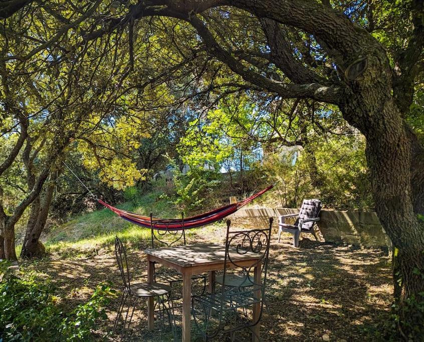 Sous Les Chenes Villa Peypin-d'Aigues Eksteriør bilde